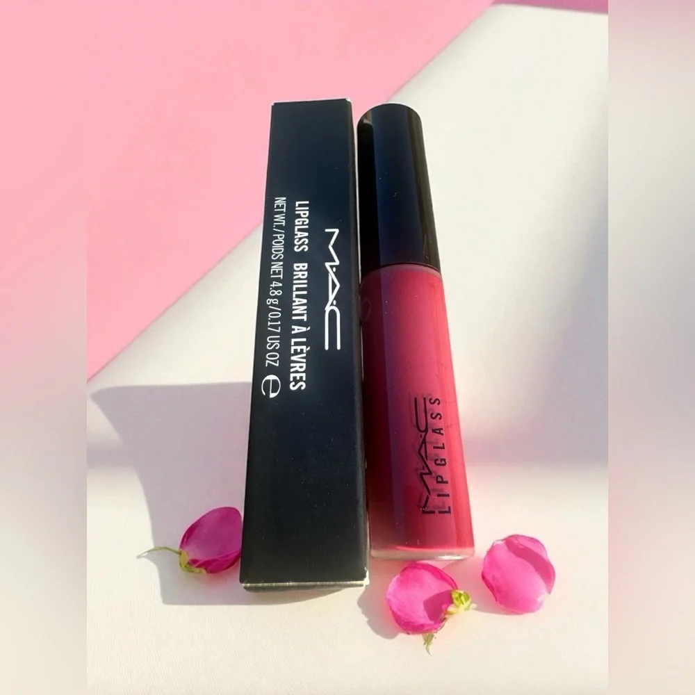 MAC UTTERLY TART LIPGLASS. LIMITED EDITION. NEW IN BOX.
